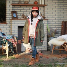 jkids 女童款連帽填充外套+連帽收腰風衣 J7122