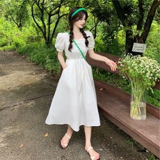 피어니스트 허리트임 스퀘어넥 원피스