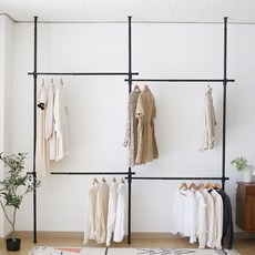 Nero 可調式寬度四層衣架, 黑色