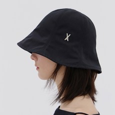 VARZAR 鉚釘基本款鬱金香帽