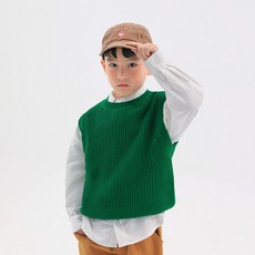 BerryCloset 兒童男童名人風圓領針織背心