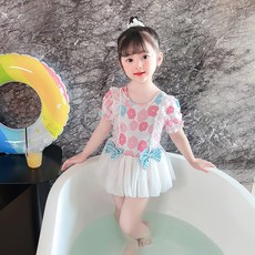 Bebeniz 女童花朵蝴蝶結蕾絲泳裝套裝