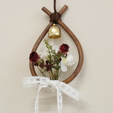 帶來好運的木質花朵懸掛牛鼻環, 紅色