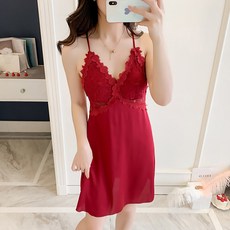 Market A 蕾絲吊帶睡裙