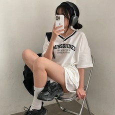 엘쏘 여성용 브이넥 로고 프린팅 디자인 반팔 상의 + 반바지 세트