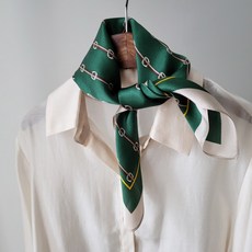 Vavisoo 絲綢100迷你光澤復古領巾