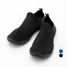 BASE ALPHA ESSENTIALS 貼膚水陸兩棲鞋