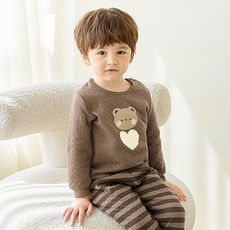 unifriend 兒童愛心熊棉質寬鬆保暖內衣上下套裝
