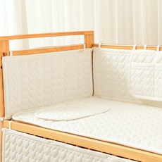 AiRabbit 嬰幼兒愛心加厚床圍護欄 Bella, 奶油象牙白