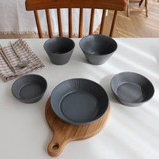 Bloom at Home Strisha 禮品套組（5 件）適合 1 人, 深灰色, 小碗+大碗+大餐盤+中餐盤+小餐盤