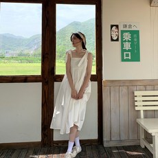 elsso. 綁帶肩帶寬鬆連身裙, 白色