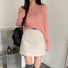 시크블랙 여성용 타라카 미니 버튼 라운드 울 니트 가디건 cpcd3273k47