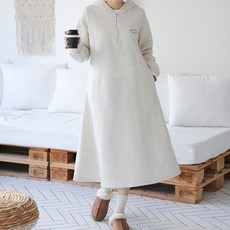 Wit Sunday 內刷毛拉鍊連帽孕婦洋裝