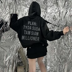 PEONIST 女性滿版字母印花街頭風長袖連帽T恤