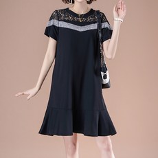 ATTERLIC 蕾絲肩部透視傘狀連身裙 00029 含大尺碼, 黑色