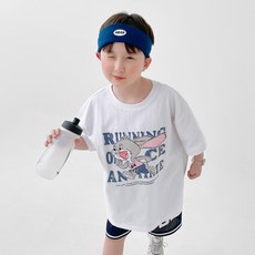 BerryCloset Run Run Bunny 短袖T恤