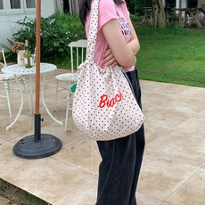 신디 도트 스트링 숄더백