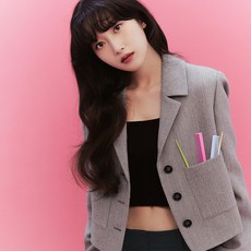 온앤온 여성용 아웃 포켓 미니멀 크롭 자켓