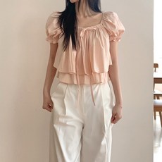 Taniz Linde 蝴蝶結泡泡袖短袖襯衫