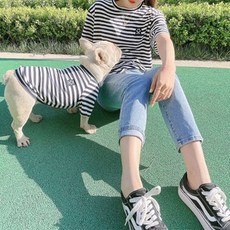 Saekoming 寵物情侶裝條紋T恤套裝, 黑色