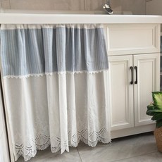 Loving Lab Merry Blue 短窗簾, 白色