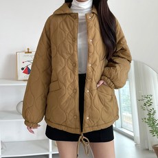 잘빠진 여성용 카라넥 웨이브 퀼팅 패딩