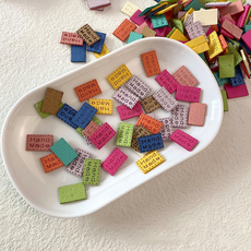 Khohimo 圓點皮革手工標籤 5W0029, 50個, 隨機出貨