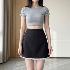 UNHAVE 女款蕾絲飾邊迷你裙