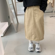 Yubli女童款標準鬆緊棉質米色長裙