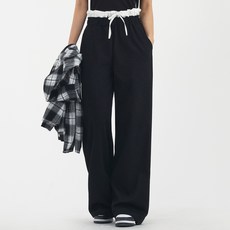 Elsso 女款俏皮蕾絲鬆緊帶寬版運動褲