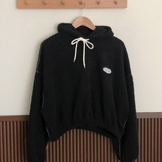 QNIGIRLS 連帽短版長袖T恤