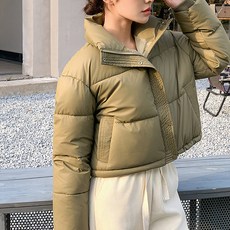 MarketA 女款立領消光短版填充外套