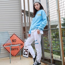 KISPO 果汁海洋慢跑套裝女孩