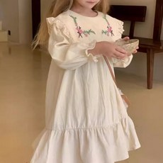 이유몽 여아용 피네시 레이스 퍼프 자수 원피스