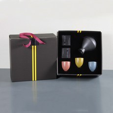 月鹽手工陶器半Tokuri禮品套組三色Tokuri套組, 陶瓷酒瓶+3種清酒杯, 1組