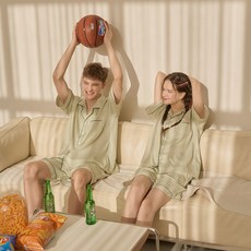 DOSSY 絲滑感 幸運草 短袖 翻領 情侶 睡衣 上下兩件套組 2入組