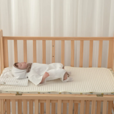 AiRabbit 嬰幼兒用100支純棉條紋絎縫雙面床墊, 象牙白, 1個