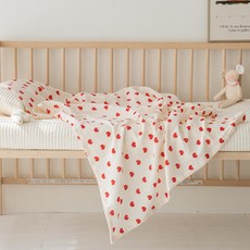 MerryTwoTwo 嬰幼兒四季可愛愛心紗布毯被, 紅色