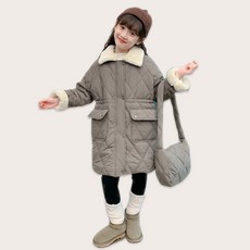 女童款毛絨翻領衍縫長版鋪棉外套