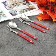 보겐 스퀘어 솔렌 디저트 커트러리 2인 세트, 루비레드, 1세트, 디저트포크 2p + 디저트스푼 2p