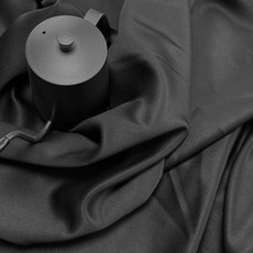 大成纖維 經收邊處理三層遮光布料, 1個, 寬幅 黑色