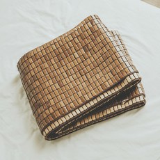 SERVINNO BEDDING 絲薇諾 炭化專利 麻將涼蓆, 涼墊, 咖啡色