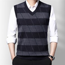 男款DM V領粗條紋針織背心