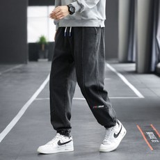 男款I Love Home休閒束口褲型牛仔褲