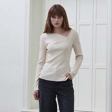 EGOIST 女款不對稱領修身羅紋針織衫 EQ4BO011