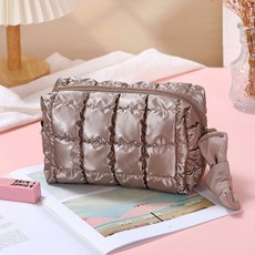 毛球絎縫便攜旅行化妝包 BRP1650