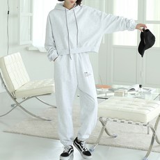 BBAE BBAE 女士日常連帽領短款 T恤 + 慢跑褲訓練套裝