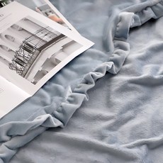 CASA VERDE 鬆軟雲朵超細纖維荷葉邊毯