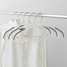 Nature Living 防滑旋轉式防肩角針織衣架