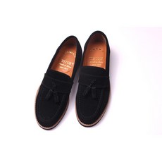 Retro Mood 男款麂皮流蘇樂福鞋 RM 817